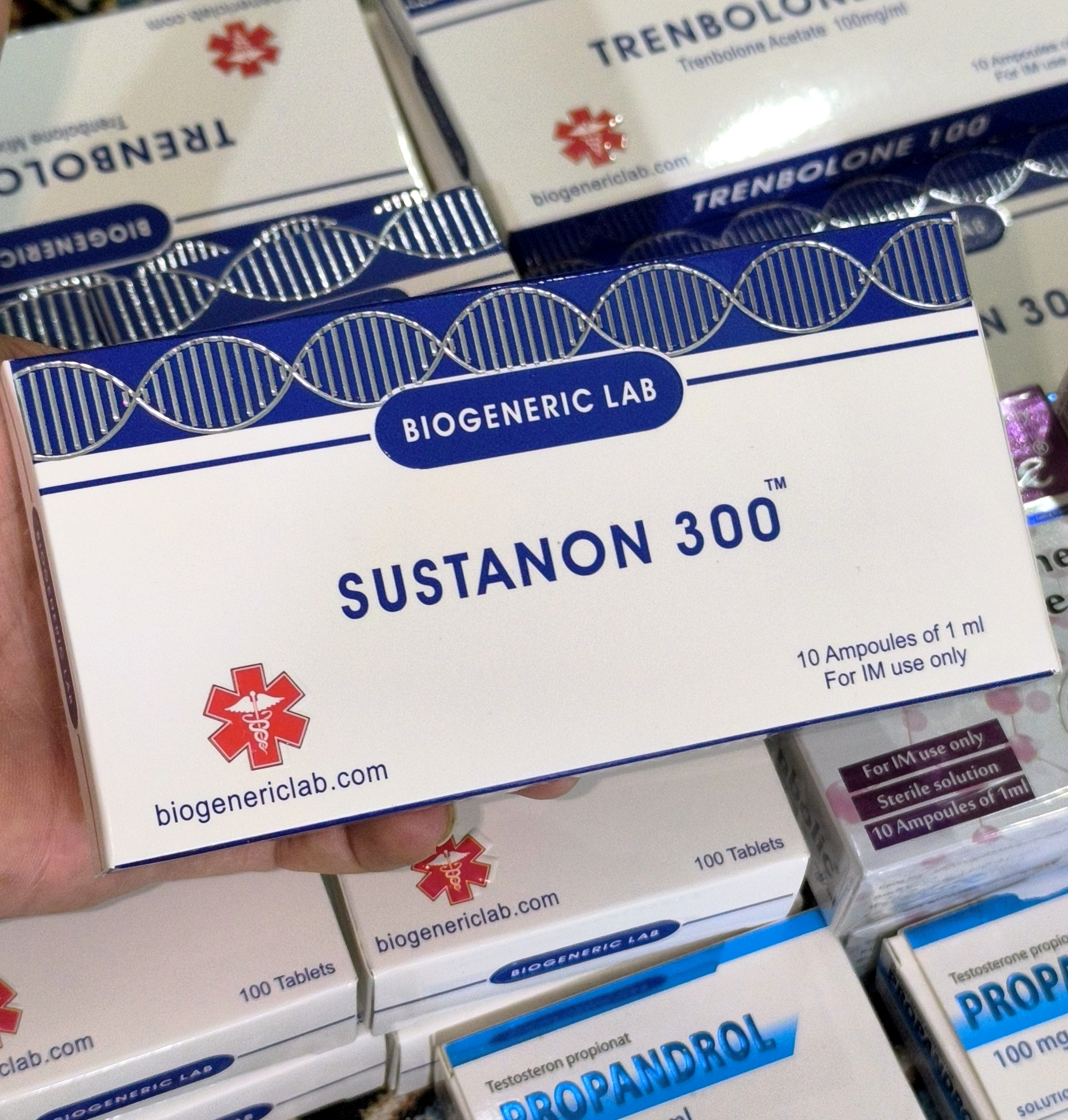 سوستانون ۳۰۰بایوژنریک